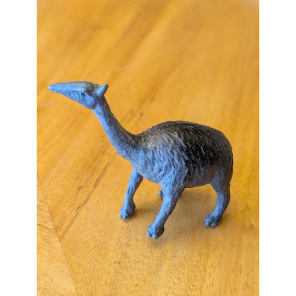 HTF Macrauchenia Prehistoric Litoptern Mammal Toy Model Figure Dinosaur